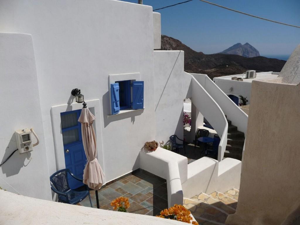 Floras Rooms And Studios Anafi Exterior photo
