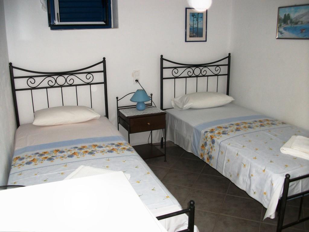 Floras Rooms And Studios Anafi Exterior photo